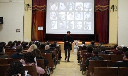 El Ayuntamiento de Úbeda colabora en la ponencia de ‘Las Sinsombrero’ celebrada en el IES San Juan de la Cruz