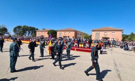 Jura de bandera de la promoción 127 de la Academia de Guardias Civiles de Baeza