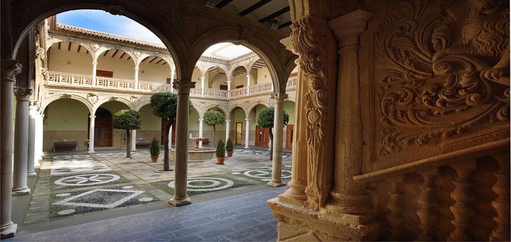 Palacio de Jabalquinto, en Baeza.