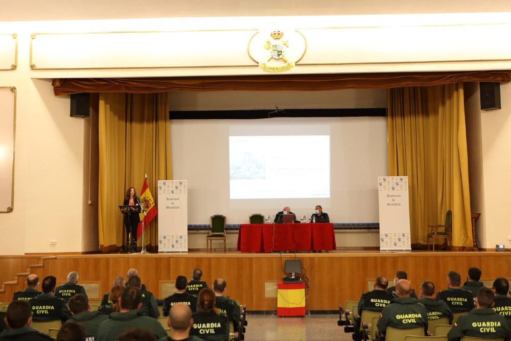 Inicio del ciclo de conferencias.
