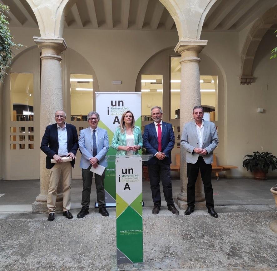 Presentación de los Cursos de Verano.// Baeza Comarcal.