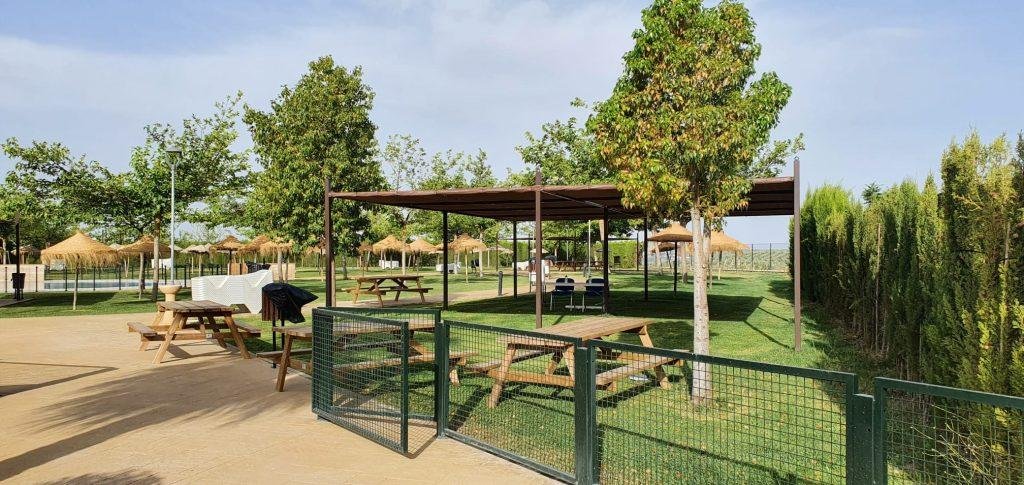 Vista del Complejo Municipal de Piscinas de Úbeda.
