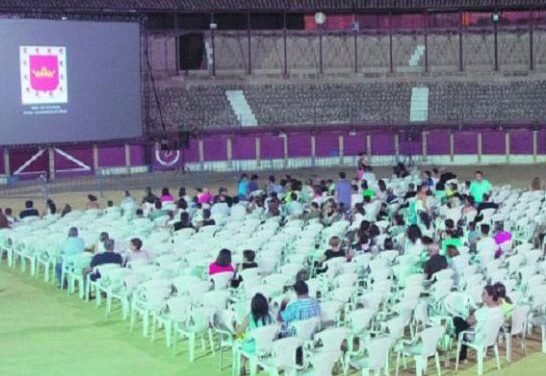 La Plaza de Toros de Úbeda acoge una nueva edición del Cine de Verano