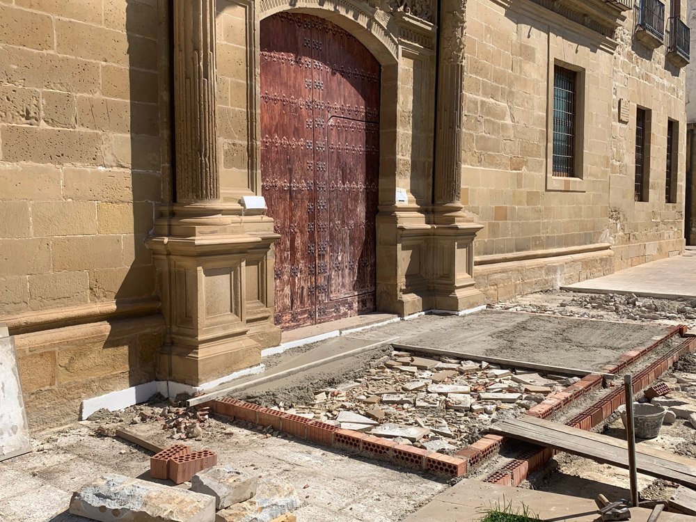 Intervención en la puerta del Ayuntamiento