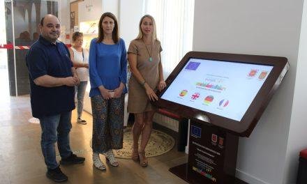 El Ayuntamiento de Úbeda instala tres nuevos puntos interactivos de información para el turismo