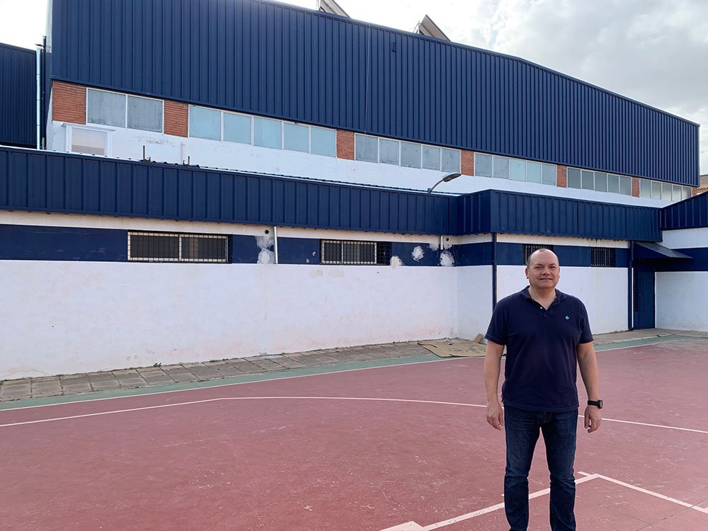 Rodrigo Checa, durante su visita al Pabellón Municipal 'San Andrés'.