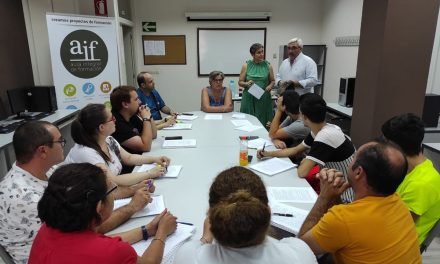 El concejal de Empleo y Formación visita al alumnado del curso de Viveros y jardines de ProEmpleo7