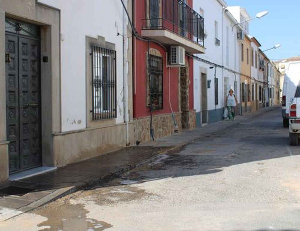 Imagen de la Calle Navas de Tolosa de Úbeda donde se acometen obras de mejora.