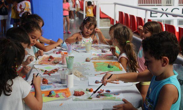 Más de 500 niños disfrutan de los campamentos urbanos de Úbeda