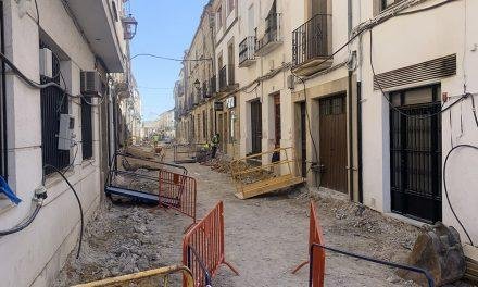 Baeza interviene de manera integral en la calle Real de San Andrés