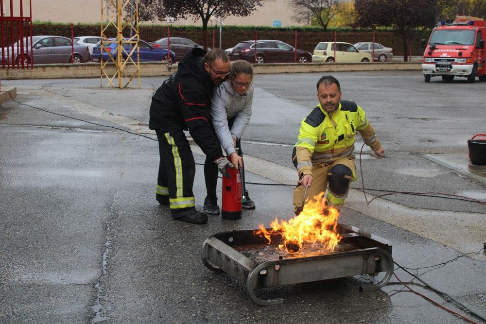 El Parque de Bomberos acoge una jornada sobre prevención de incendio para menores