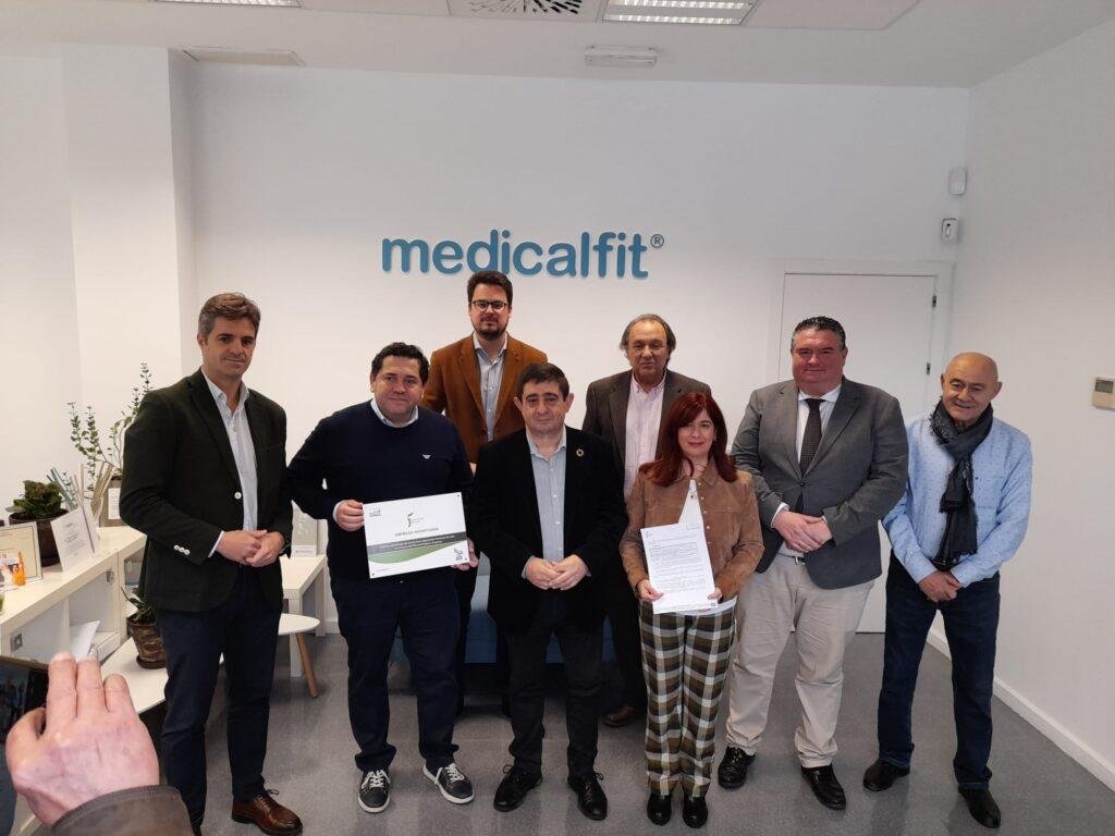 Entrega del incentivo a Medicalfit.