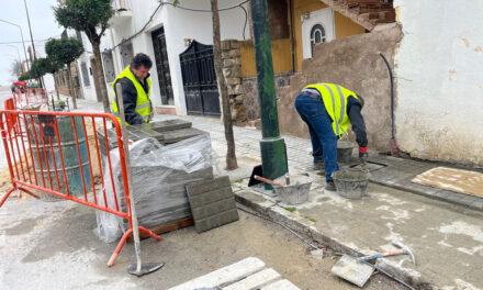 A punto de finalizar las obras de mejora del abastecimiento en las calles de Baeza