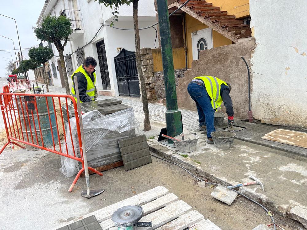 Obras en la calle Sor Felisa Acín.