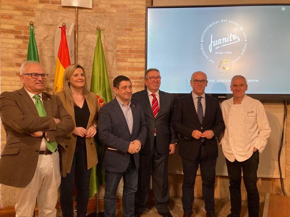 Presentacón de las 40º jornadas gastronómicas de Casa Juanito.
