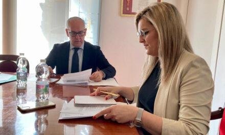 <strong>Junta y Ayuntamiento de Baeza abordan las inversiones realizadas y los proyectos de futuro</strong>