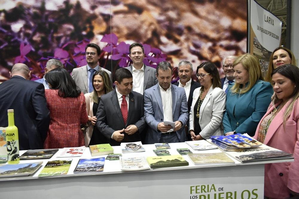 Inauguración de la VIII Feria de los Pueblos de Jaén.