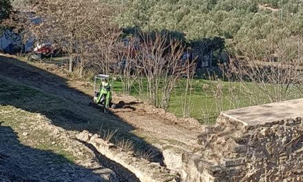 Baeza inicia las obras para la apuesta en valor de la Muralla del Cerro del Alcázar