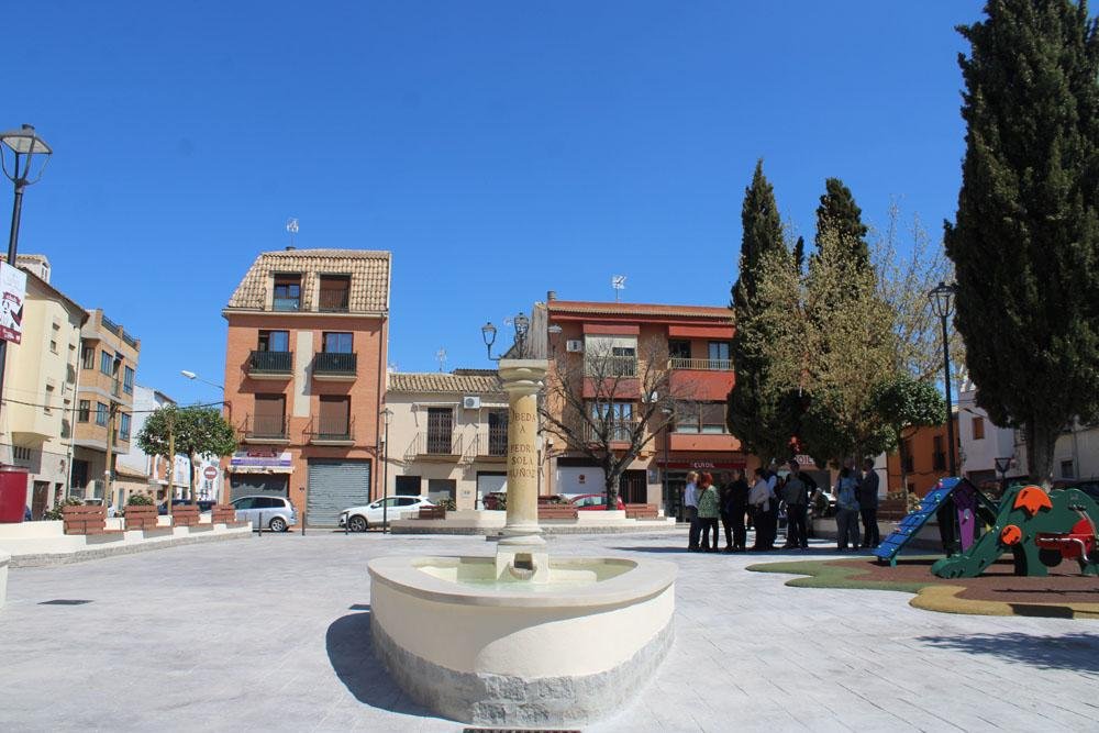 Imagen de la Plaza Alcalde Pedro Sola, tras su remodelación./ Úbeda Comarcal.