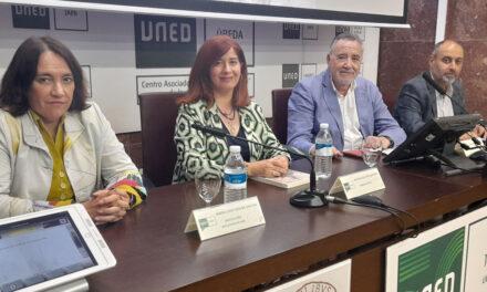 Vicente Ruiz presenta su nuevo libro en la UNED