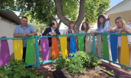 Dos centros educativos de Jaén renuevan la Bandera Verde por su compromiso ambiental