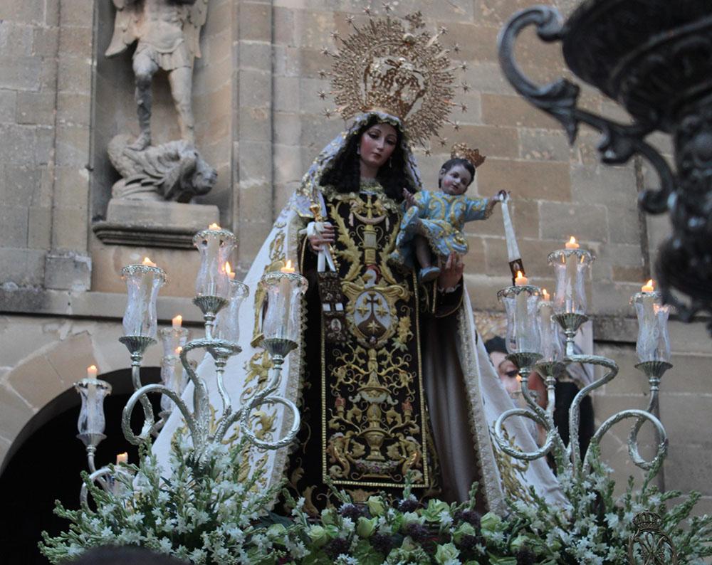 Inicio de la procesión de la Virgen del Carmen.
