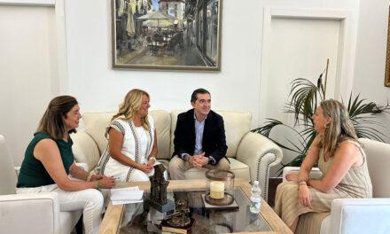 La Junta se reúne con el alcalde de Baeza para analizar la situación en el municipio