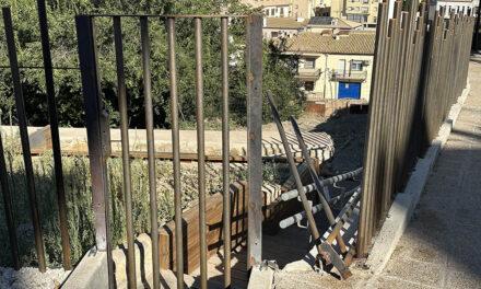 Los restos arqueológicos del cerro del Alcázar sufren actos vandálicos