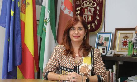 La alcaldesa de Úbeda califica de «intensos y fructíferos» los cien primeros días de gestión