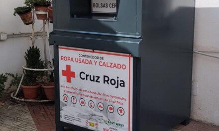 Cruz Roja instala un contenedor para la recogida de ropa usada en Úbeda