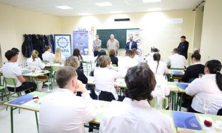 El Grado de Restauración y Servicios del Centro SAFA Úbeda acoge un curso de cata de aceites promovida por ‘Olivar y Aceite’ y la Diputación de Jaén