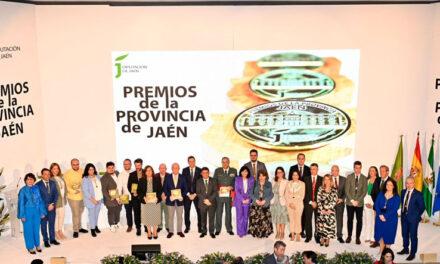 Reyes subraya en la entrega de los Premios de la Provincia que Jaén es una tierra fértil con oportunidades que aprovechar