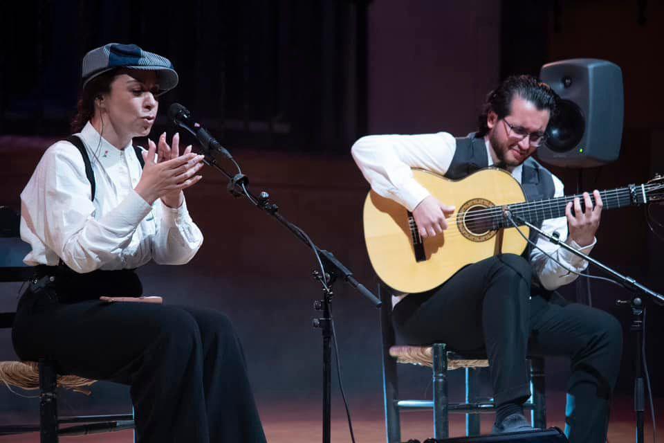 Actuación de Sandra Carrasco y David de Arahal, en al Festival Flamenco y Mestizos.